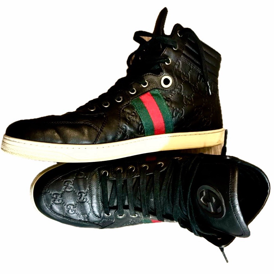 Gucci Black Leather Sneakers With Signature Stripes